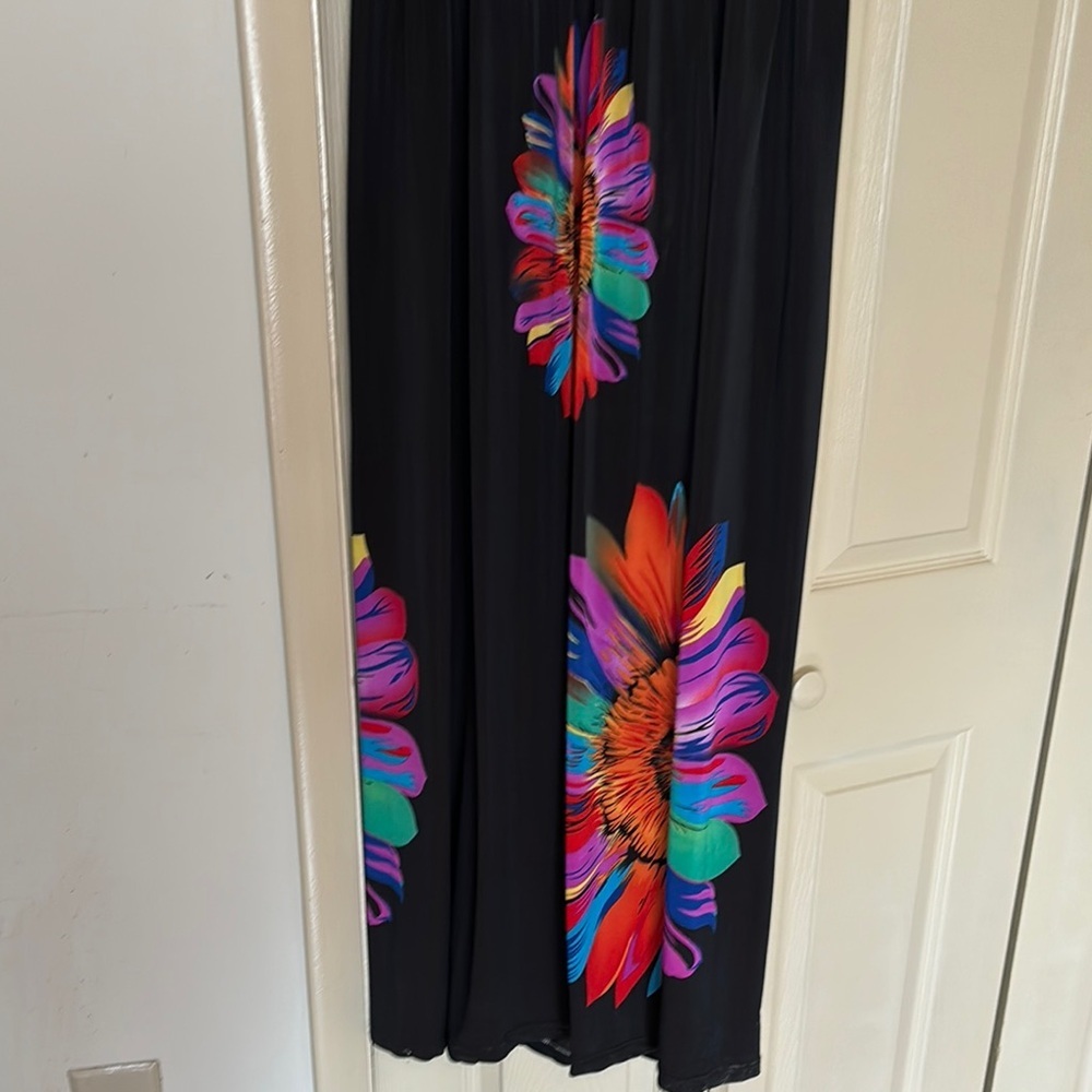 🌺2xHP🌺 Gorgeous Black Floral Maxi Dress - Picture 6 of 11